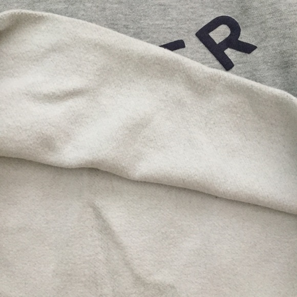 Brandy Melville Gray Crew Neck Sweater - Picture 3 of 9